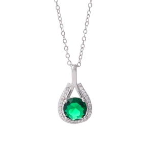Collier en titane argenté avec pendentif émeraude larme et halo de zircons