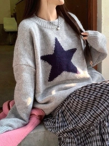 Minimalist grey long sleeve knit sweater with dark star pattern for women