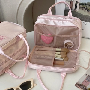 Beauty case rosa a tre strati per viaggio con grande capacità e divisori interni