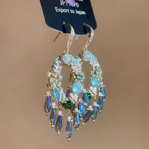 Eleganti orecchini bohémien in cristallo con zircone blu e placcatura in oro di lusso