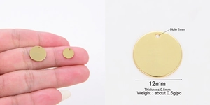 Detailed view of a 12mm mini gold round pendant with size and weight specifications