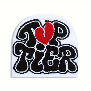 Berretto in maglia bianco con scritta TOP TIER nera e cuore spezzato ricamato
