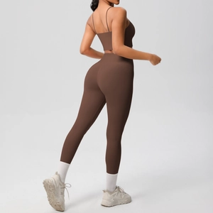 Detail showing the ergonomic cut and seamless back design of the dark brown yoga set
