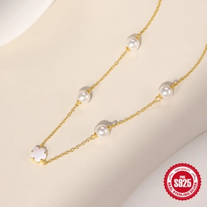 Elegante collana in argento sterling S925 con perle bianche e ciondolo a quadrifoglio