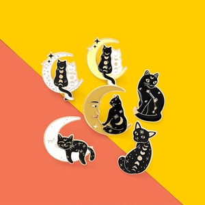 Lot de pin's créatifs en émail chat noir avec motifs lune et étoiles en alliage doré