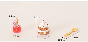 Set miniatura per casa delle bambole con misure: barattolo, torta a strati e cucchiaio