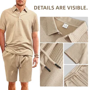 Completo casual da uomo in due pezzi in maglia a nido d'ape beige con polo e pantaloncini