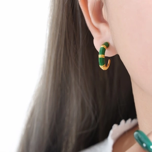 French style C-shaped titanium steel gold earrings with green enamel bamboo design