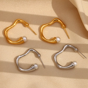 Stainless Steel Irregular Line C-Shaped Artificial Pearl Earrings 18K Gold Plated Minimalist Elegant Hoop Ear Jewelry For Women