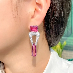 Elegant geometric S925 silver earrings with pink zircon stones in a trendy drop design