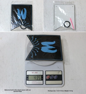 Detail of Back to School swallowtail flag packaging with size 13.5x17.5cm and weight data