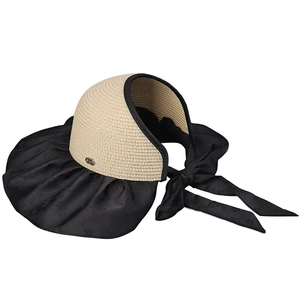 Chapeau de soleil élégant en paille avec grand nœud en satin noir et tissu jacquard