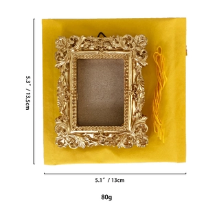 Detail view of vintage gold Christmas tree photo frame showing size 13.5x13cm and weight 80g