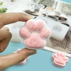 3D cat paw silicone mold for chocolate mousse and handmade soap with finished product