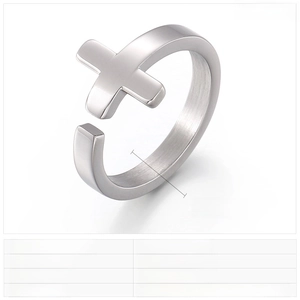 Macro shot of stainless steel cross ring showing 3mm width and 3g weight specifications