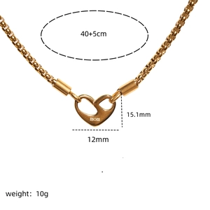 18k gold plated heart pendant necklace for women with mom engraving and adjustable chain
