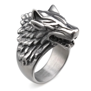 Vintage silver wolf head ring for men with detailed Nordic style textured engravings