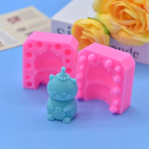 3D cartoon pig silicone mold set for DIY cake baking and handcrafted soap making
