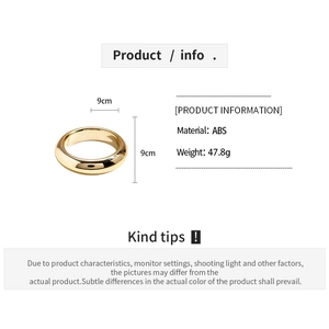 Detailed specs of 9cm gold ABS geometric round bracelet with 47.8g weight and size data