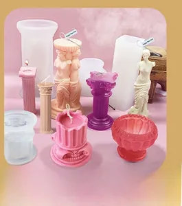 Dettaglio di stampi in silicone per candele a colonna romana e sculture di Venere DIY