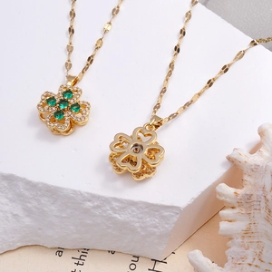 Titanium steel rotating flower clover pendant necklace with green zircon in gold finish