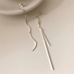 Minimalist 925 sterling silver long snake chain tassel earrings for women fashion style