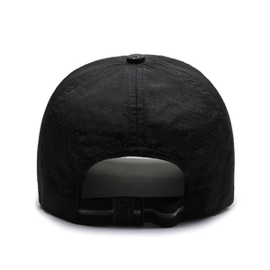 Berretto da baseball nero in mesh traspirante con cinturino regolabile unisex