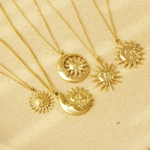 Vintage Stainless Steel Sun Moon Face Pendant Necklace For Women Gold Plated Bohemian Celestial Jewelry Aesthetic Sun Necklace