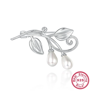 925 sterling silver leaf brooch featuring elegant pearls and zircon branch design