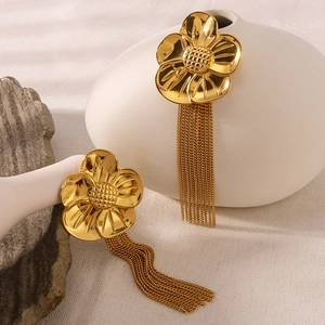 Elegant gold stainless steel sunflower earrings with long hanging metal tassel chains