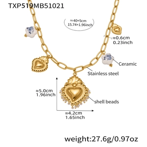 Détails du collier à cœur doré avec perles en céramique et coquillage et dimensions