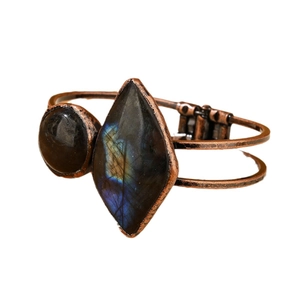 Vintage copper cuff bracelet featuring natural labradorite and amazonite gemstones