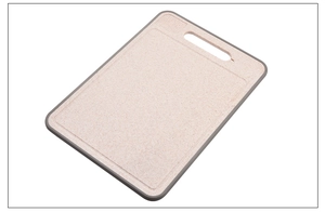 Detailed view of the multifunctional double-sided defrosting cutting board surface