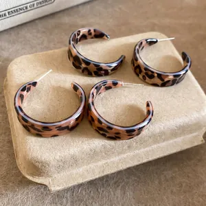 Vintage acrylic leopard print C-shaped hoop earrings with silver pins for women