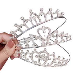 Three-piece silver crown set with transparent rhinestones for girls and princesses