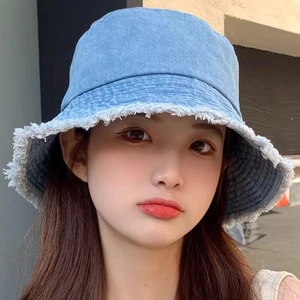 Chapeau Bob en Denim pour Femmes Coton Protection Solaire Bord Effiloché Mode d'Été Streetwear Chapeau de Bassin Voyage en Plein Air
