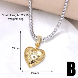 Detail view of heart pendant necklace with dimensions 35x22mm and 32+10cm chain length