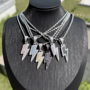 Collier Pendentif Éclair Cuivre Pavé Zircon Hip Hop Bijoux Pour Hommes Et Femmes Chaîne Torsadée Accessoires