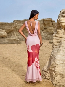 Elegant backless halter floral maxi dress in light pink and red for summer vacations