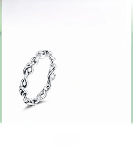 Macro shot of 925 sterling silver bead ring showing 0.36cm width and twisted design