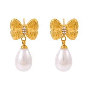 Elegant 18k gold plated bow earrings with dangling teardrop pearls and pavé zircons