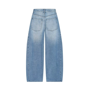 High-Waist Ballon-Jeans in Hellblau aus Denim mit klassischer Fünf-Taschen-Rückansicht