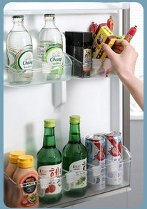 Divisori regolabili in plastica trasparente per organizzare bottiglie nel ripiano del frigo