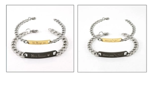 Détails des bracelets de couple avec plaques gravées His Always et Hers Forever
