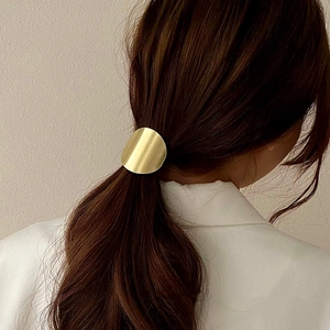 Korean Minimalist Metal Hair Tie Gold Round Ponytail Holder High Elastic Rubber Band Brushed Alloy Hair Ring Accessory Women