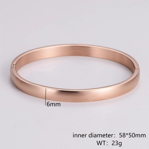 Detail of rose gold matte bangle with 6mm width and 58x50mm inner diameter dimensions