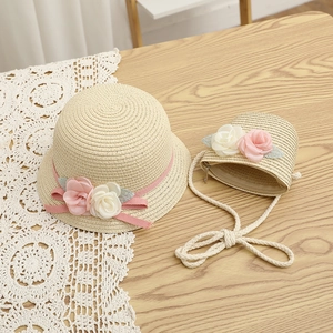 Ensemble chapeau de paille et sac bandoulière pour filles avec ruban rose et fleurs