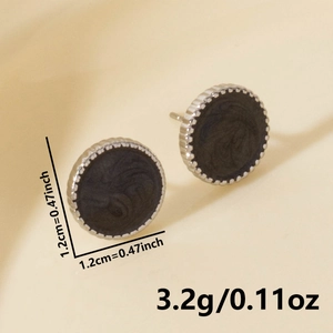 Detailed view of 18K gold-plated round earrings with 1.2cm size and 3.2g weight specs