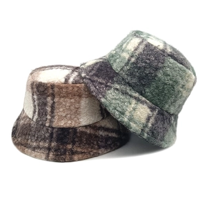 Plaid Lamb Wool Bucket Hat Warm Winter Faux Fur Checkered Fisherman Cap Vintage Thick For Women Men