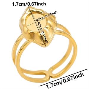 Detailed size specifications for the gold oval stainless steel ring with dimensions